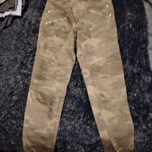 Zara Green Camo Patterned Pants